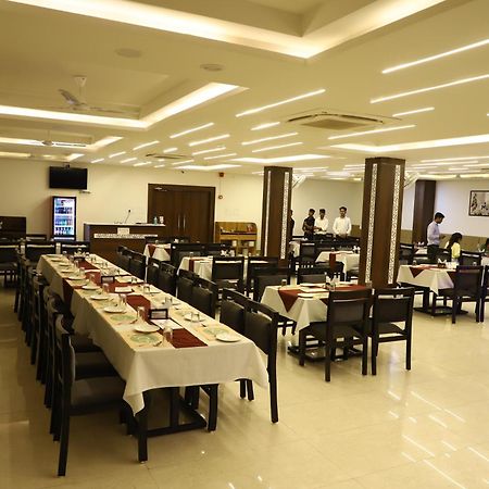 Hotel Singhnature Khandwa Kültér fotó