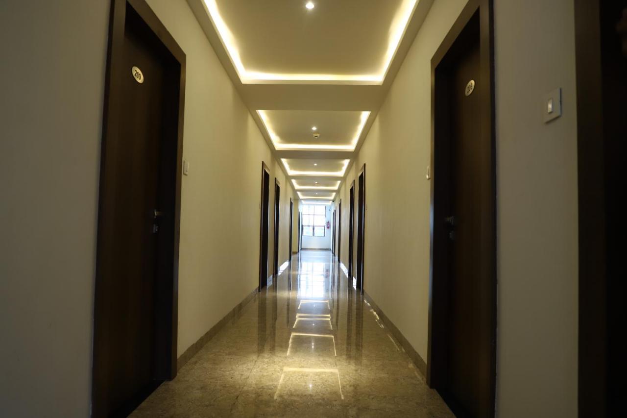 Hotel Singhnature Khandwa Kültér fotó