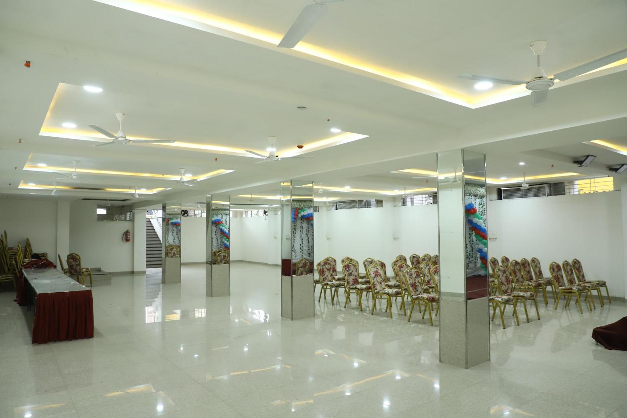 Hotel Singhnature Khandwa Kültér fotó
